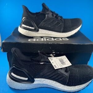 New Adidas UltraBoost 19 Core G54014